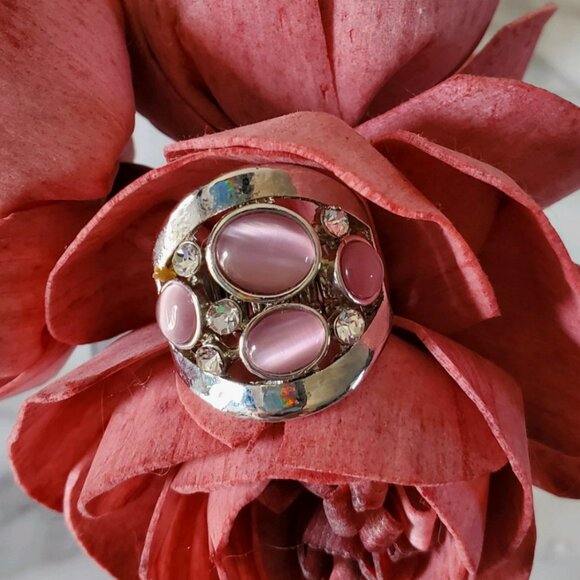 Silver Tone Stretch Ring with Pink Stones 💥3 for $24💥 - Picture 1 of 14